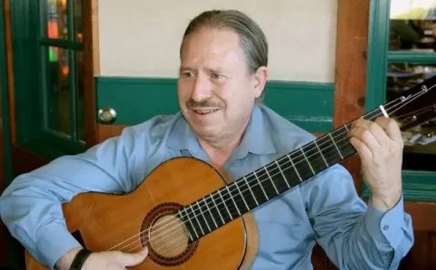 Jeff_Playing_Guitar_10-15-2010_04
